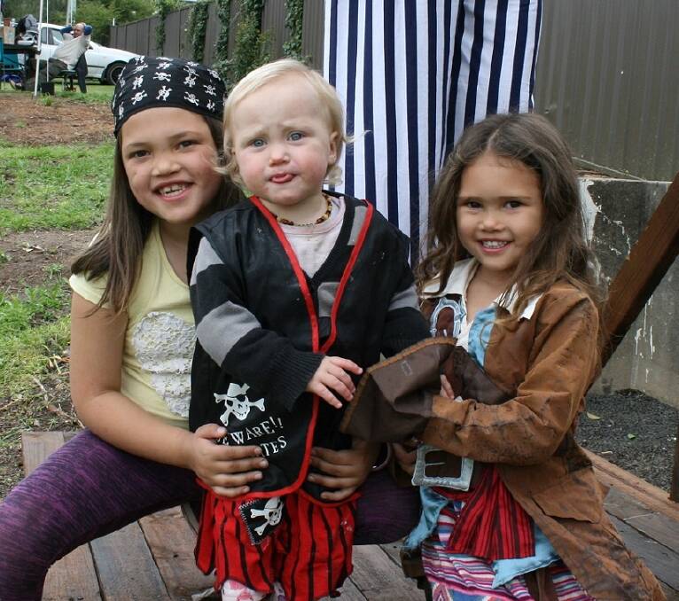 Too Cute: Amia and Scarlette Jupp with Ellaria Jonkers had a lot of fun at the festival.