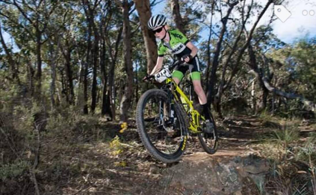 Clandulla Bike Race: Clandulla State Forrest in the Bylong Valley Way, 7km from Kandos. Young Lochie win second place with his dad in the male pairs’ category 2016.
