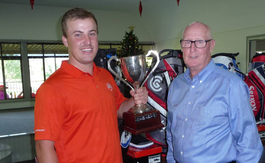 TOO GOOD: Lithgow Open champion Andrew Best and Howie Fisher from tournament sponsor Westfund. Picture: SUPPLIED