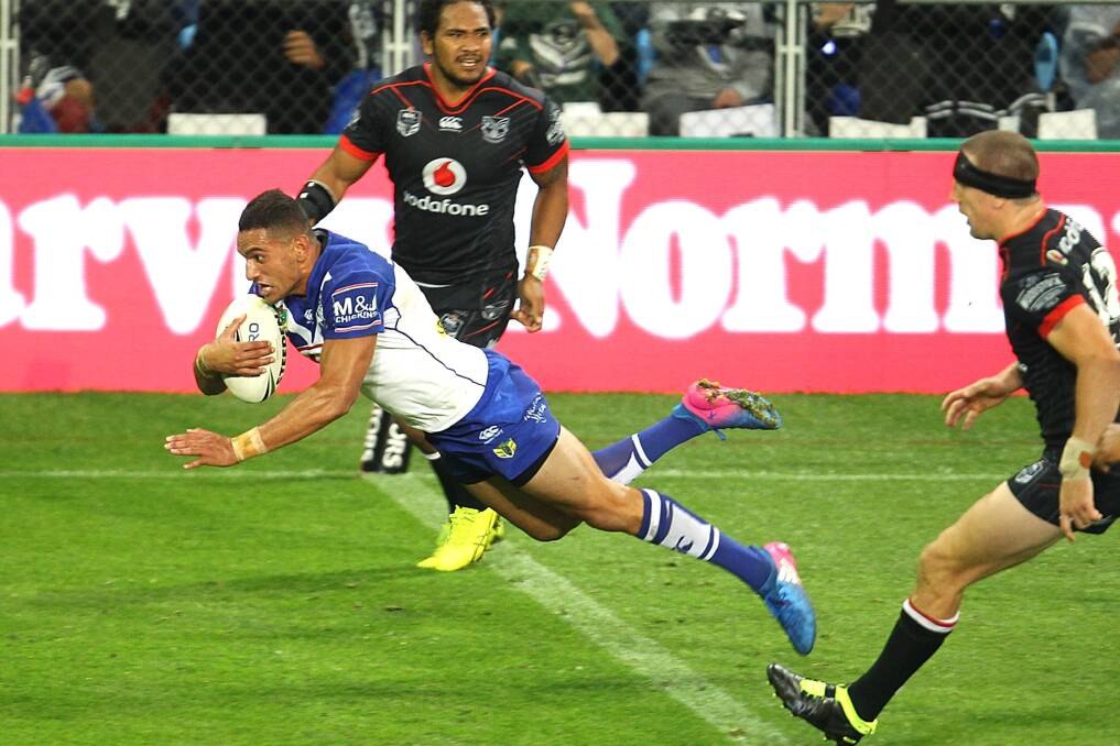 Highlights of the round three NRL match between the Bulldogs and the Warriors at Forsyth Barr Stadium on March 17. Photos: Teaukura Moetaua/Getty Images