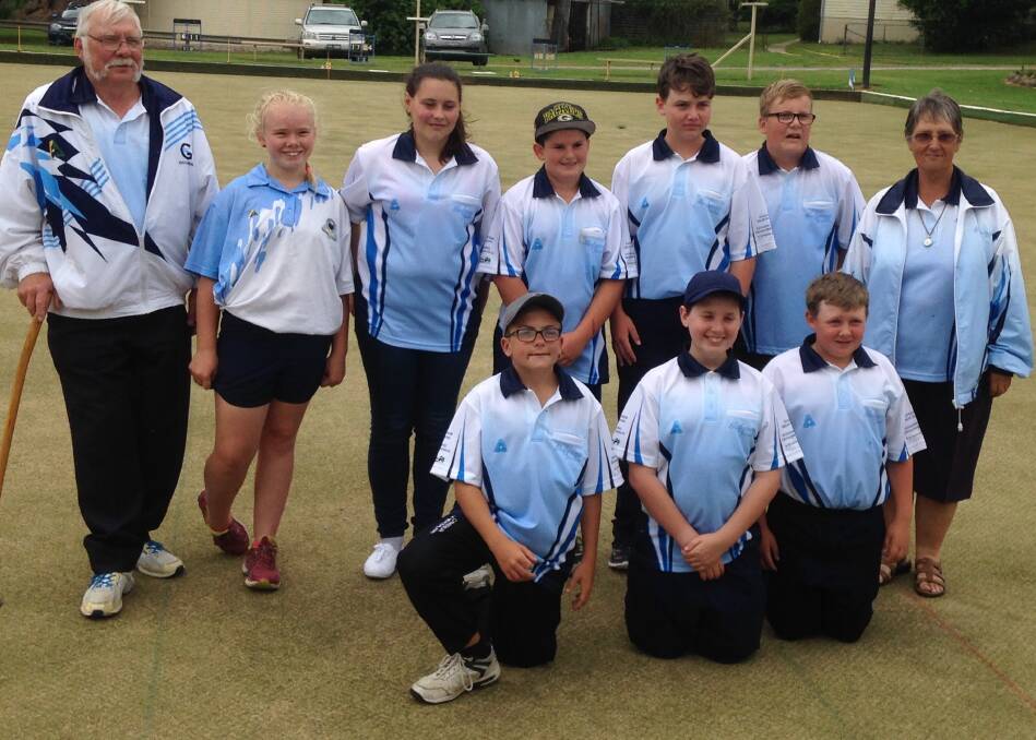 Gulgong Bowling Club will be teaching juniors bowls again in 2017, pictured are the Gulgong Junior Bowlers at the Molong competition in October. 