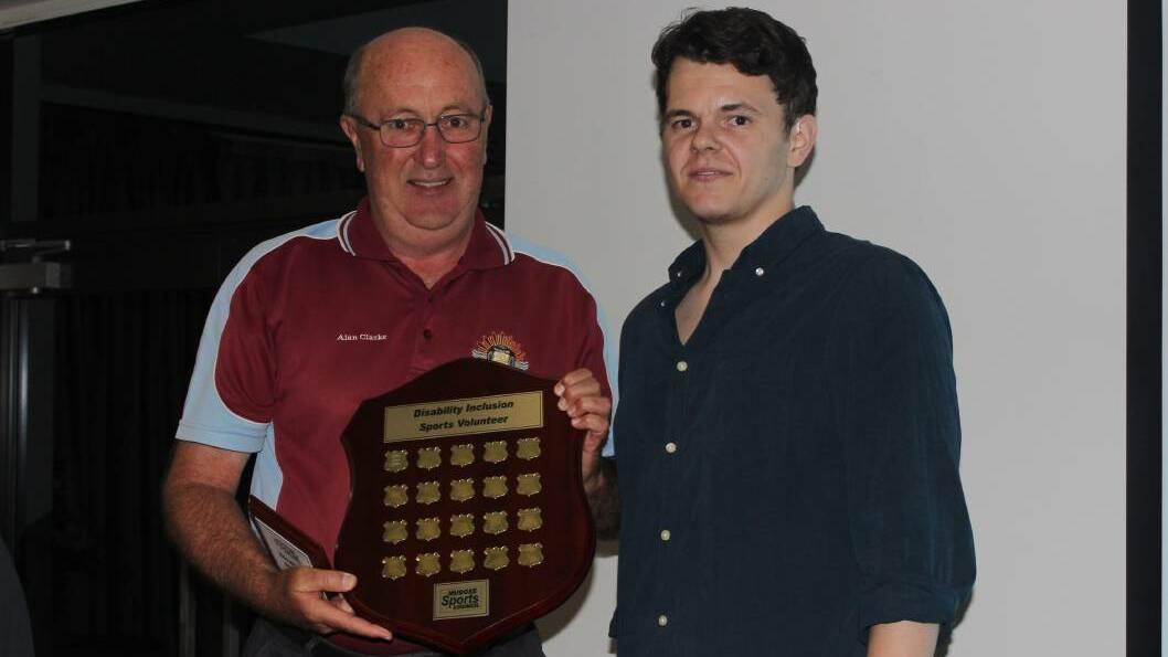 Nominations are open for the Disability Sport Inclusion Awards, pictured is Mudgee Bowling Club's Alan Clarke receiving the innaugural club award from Jordan Woolmer.