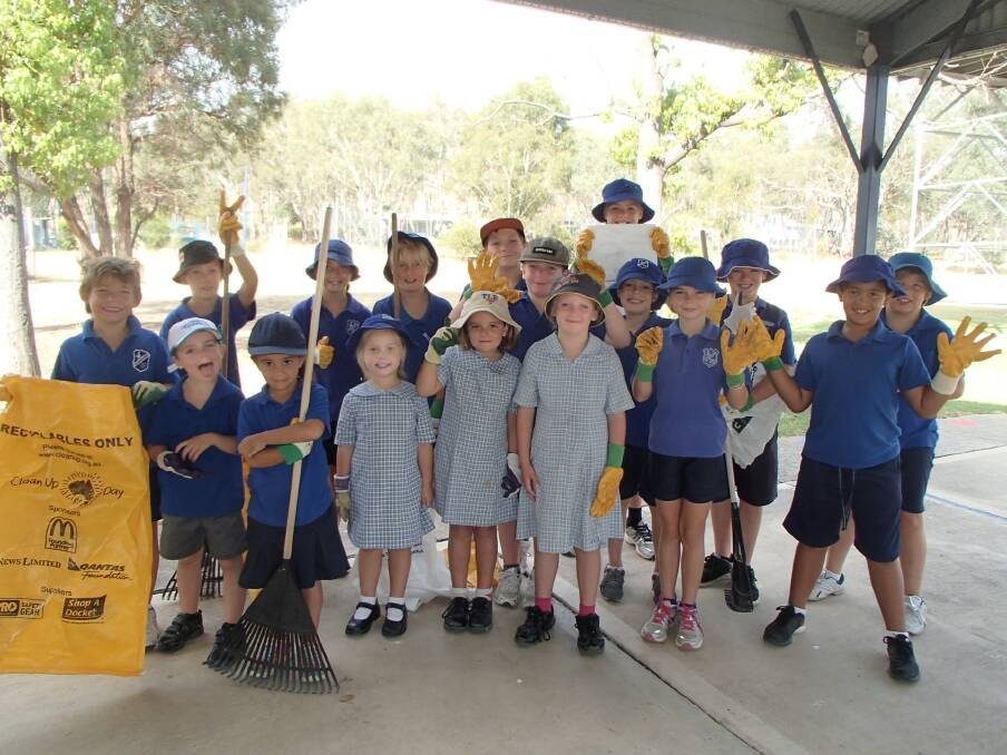 Clean Up Australia Day is on Sunday, March 5. Pictured are students from Lue Public School getting ready to clean their part of the world last year.