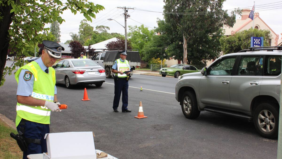 Mudgee Police set up RBT and RDT testing outside the Police Station on Market Street before the Christmas weekend.
