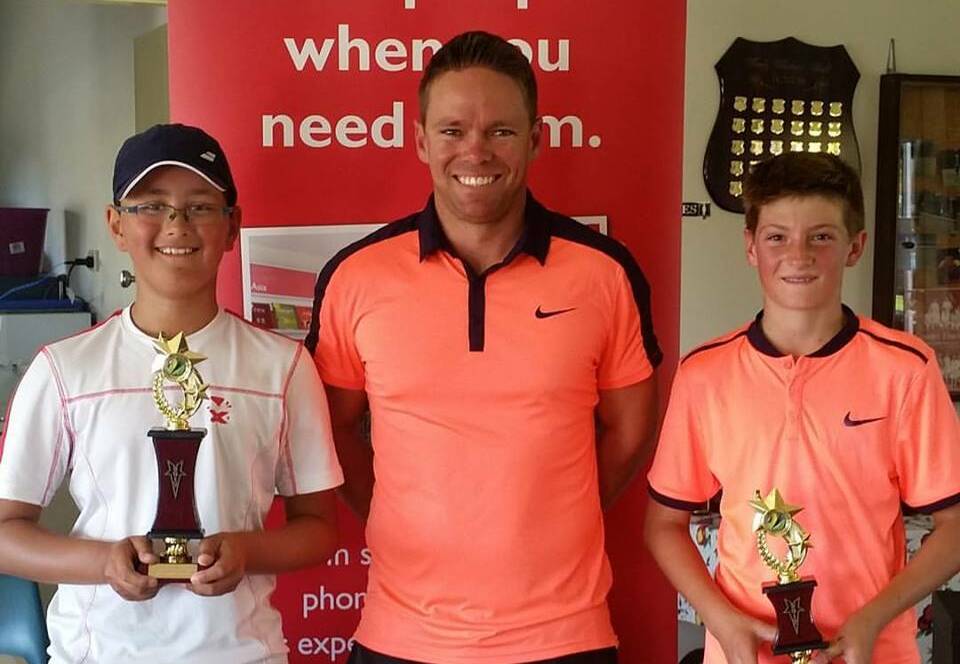 FINAL BATTLE: Two-time boy's open champion Josh Meers, head coach Nathan Wilkins and runner-up Fergus Ferguson. Photo: supplied.