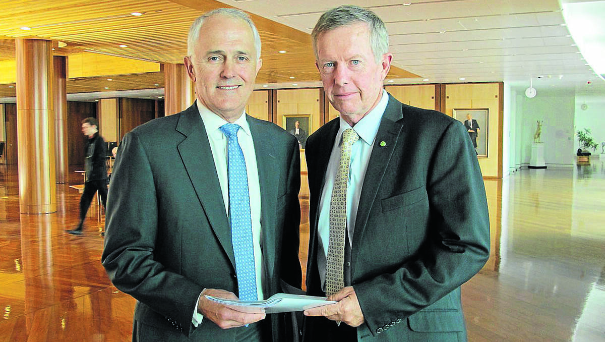 Federal Member for Parkes, Mark Coulton discussed the rollout of broadband in the Parkes Electorate with Minister for Communications Malcolm Turnbull.