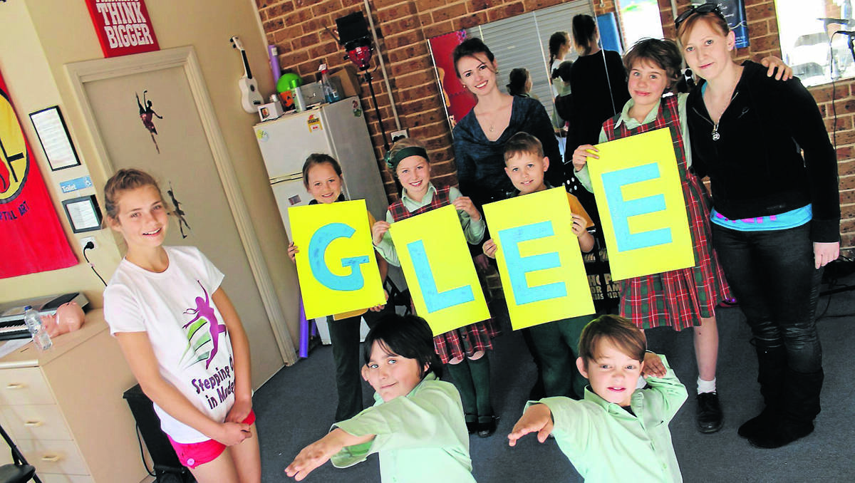 Stepping Out Glee Club will perform at the Mudgee Disability Support Service Fundraising Dance this Saturday. Pictured are Tyrolin Puxty with members Charlie Beasley, Tayla Large, Isaac Burgoyne, Stephanie Phillis and Katt Robinson, with Sophie Turner, Jordan Fraser and Hamish Dickie in front.