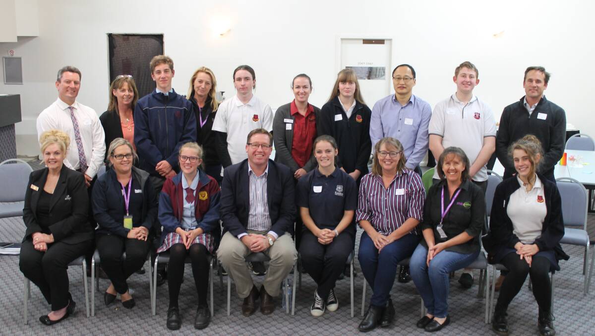 Perfect Partnership: Member for Dubbo Troy Grant with 2018 Max Potential team. Developing leadership skills and participating in real community projects. 