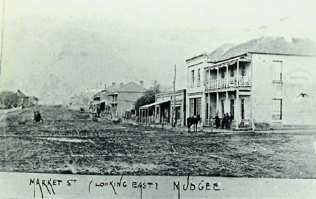 Market Street: Looking east from Perry Street, in Mudgee. Lillian Woolley, Mudgee Historical Society image, www.mudgeemuseum.com.au.