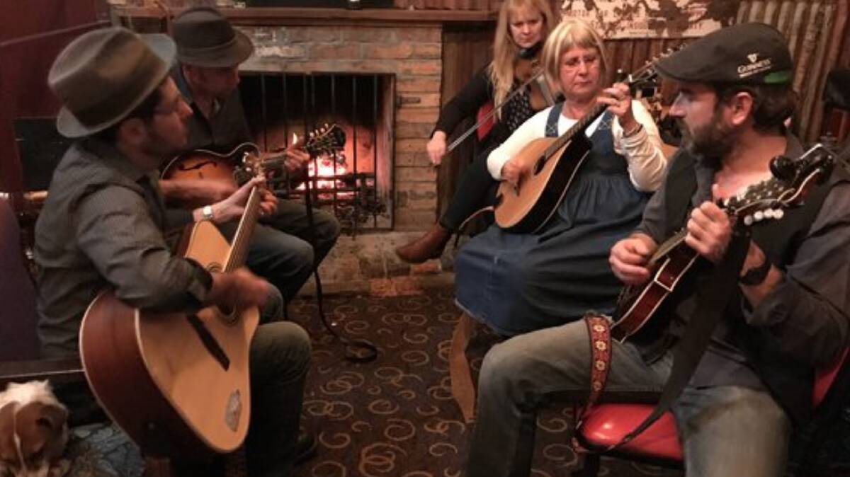 Festival Fun: Irish Music all weekend starting at 8pm Friday night right through until Sunday afternoon, Beef and Guinness pies, Irish stew, Open log fires, making for a great weekend.