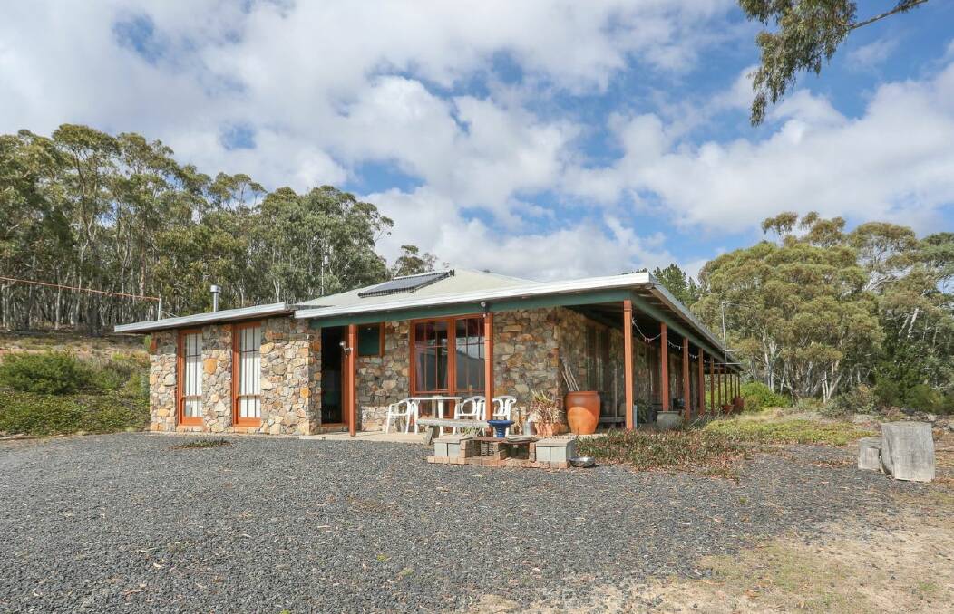 Images of the Central Western Daily's latest House of the Week