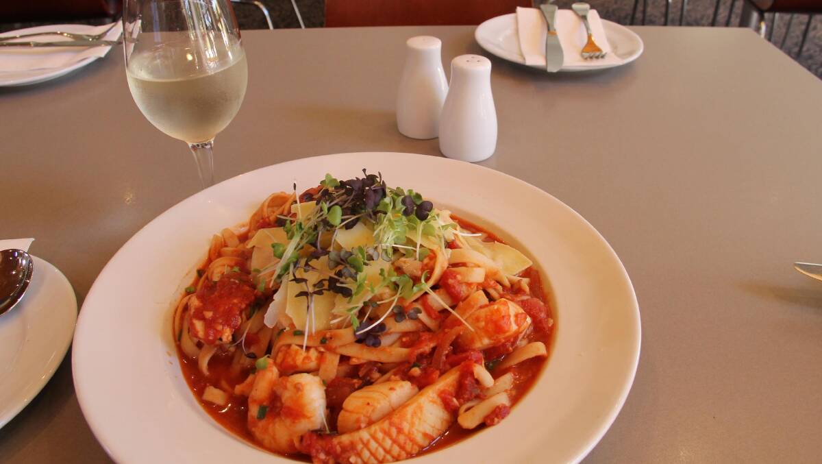  Delicious, hearty fare — a dish of pasta and seafood at the Seahorse Inn’s Brasserie. 