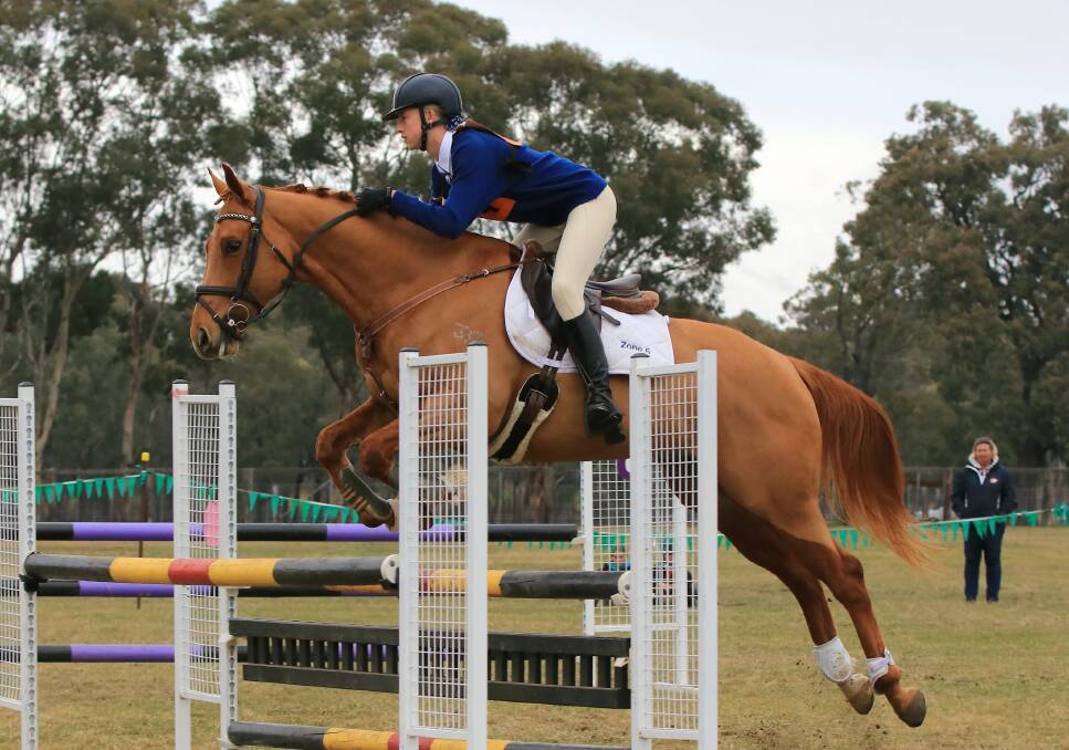 ON THE ROAD TO NATIONALS: Mia Baggett will be riding nine-year-old 'Simpatico' at Nationals. Photo: Supplied