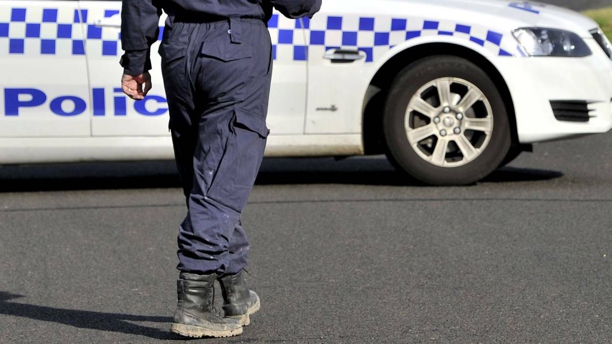 Trio found with drugs, cash, firearm during random stop on Madeira Road, Mudgee