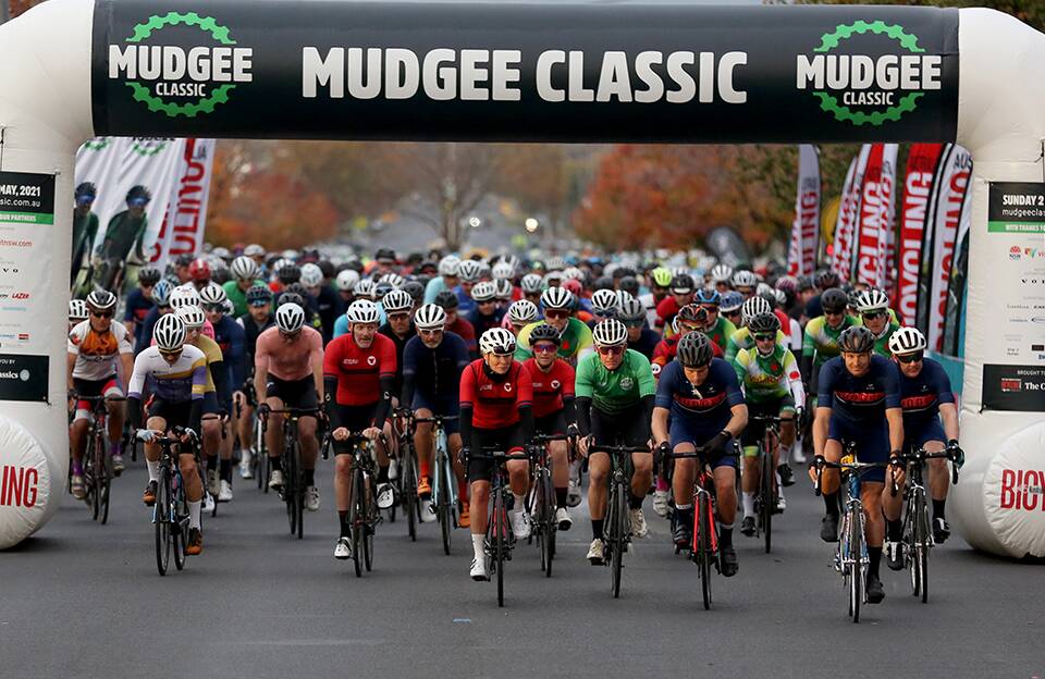 CYCLING: Hundreds of cyclists leaving the 2021 Mudgee Classic start line. Picture: BICYCLING AUSTRALIA