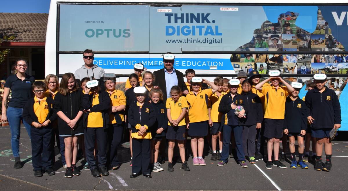 FUTURE LEADERS: Mudgee Public School were taken on a virtual reality tour of the solar system on May 22 as part of the On the Road with Optus tour. Photo: Jay-Anna Mobbs