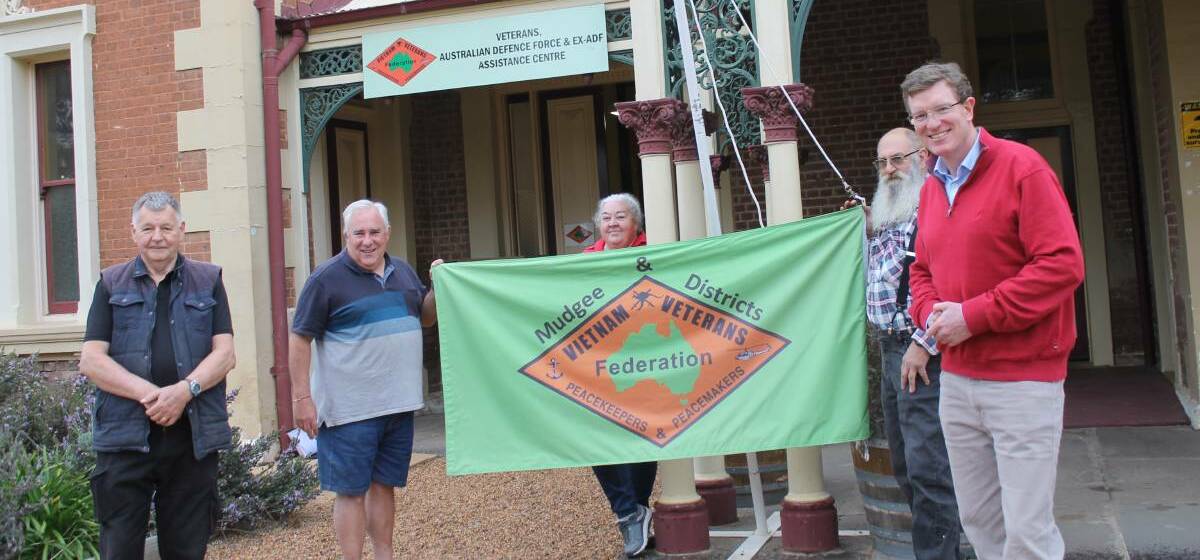 Federal member Andrew Gee, with Mudgee and Districts VVPPAA's Ken Atkinson (sub-branch president), Paul and Fran Fookes, and Dennis Newton, at the organisation's local assistance centre.