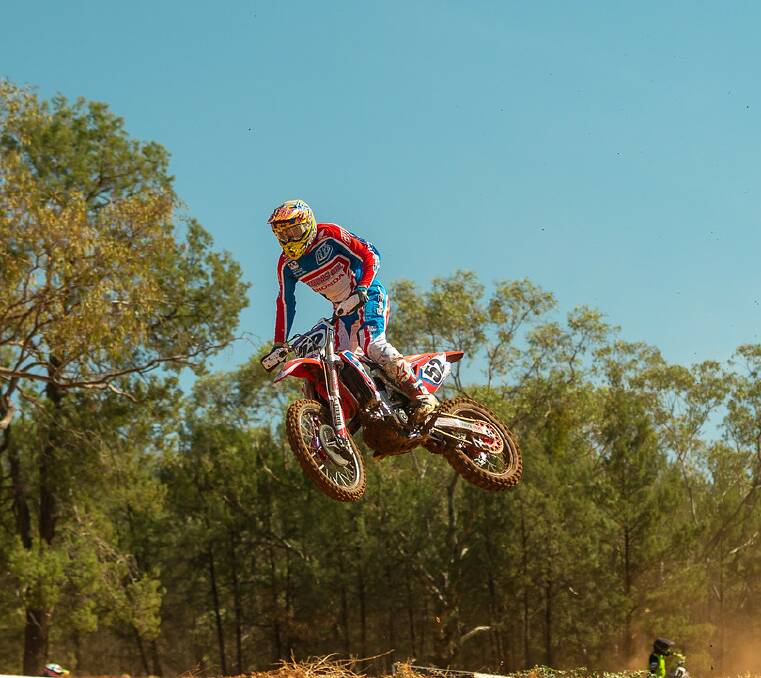 FLYING HIGH: Mudgee's Jason Redding proves himself to be a strong competitor at recent Dubbo race meet. Photo: Darkeye Photography