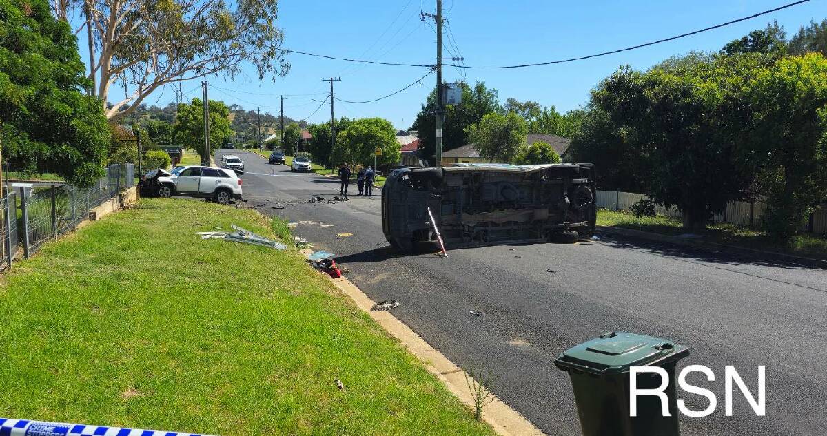 The scene of the crash in Fitzroy Avenue, Cowra. Picture by RSN