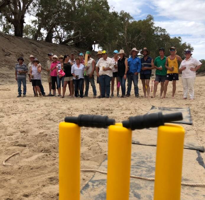 Tilpa locals rallied for a cricket game on the dry bed of the Darling River on Sunday, to highlight the plight of the river. An easter egg hunt is planned for Saturday.