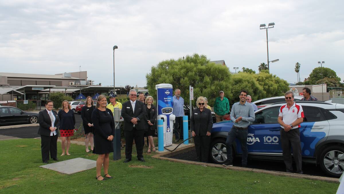 The fast charger is located at the Club Mudgee parking lot, behind 99 Mortimer Street.