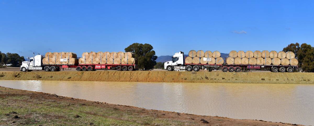 200 Bales is an initiative to help get farmers and landholders in the Mid Western Region through the drought, photo by Col Boyd.