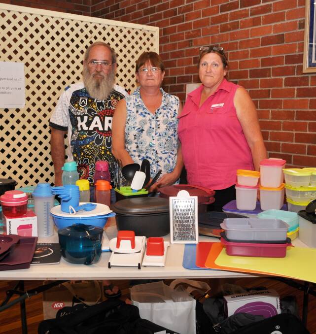 Laurie and Helen Cole - with Vicki Cooke - at one of their market fundraisers, photo by David Innes.