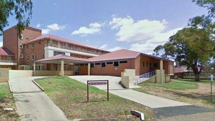 FACE-LIFT IN ITS FORTIES: When you arrive at the Mudgee District Hospital now you'll enter through the extension that was added in the 1990s, photo from Google Maps.