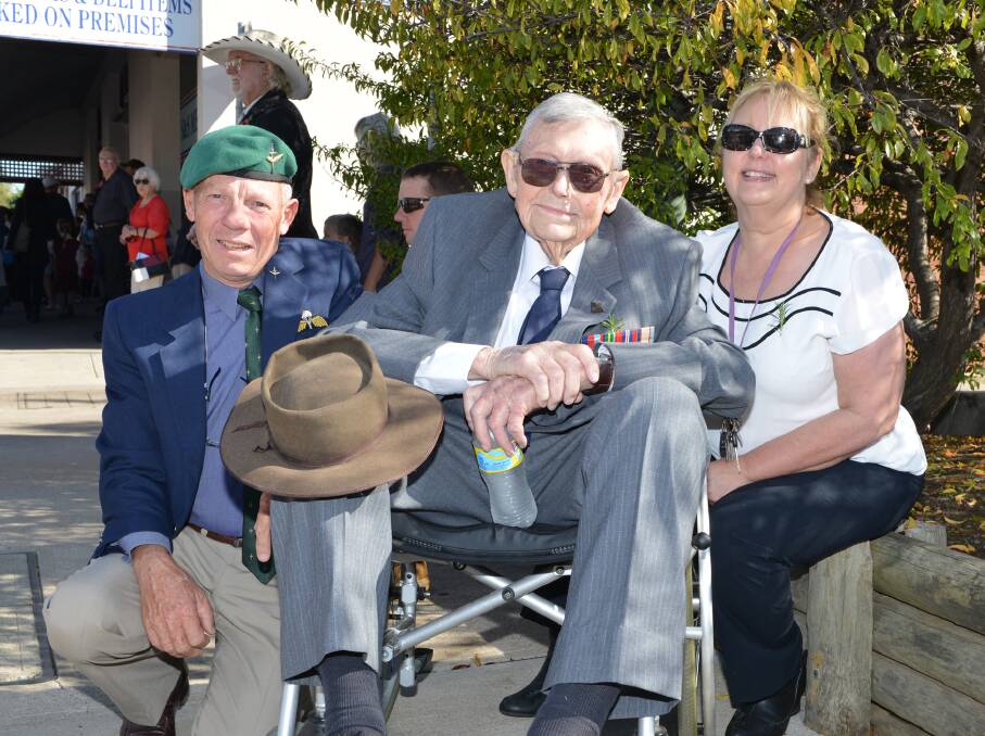Thousands attended Anzac Day ceremonies throughout the Mid-Western Region today. 