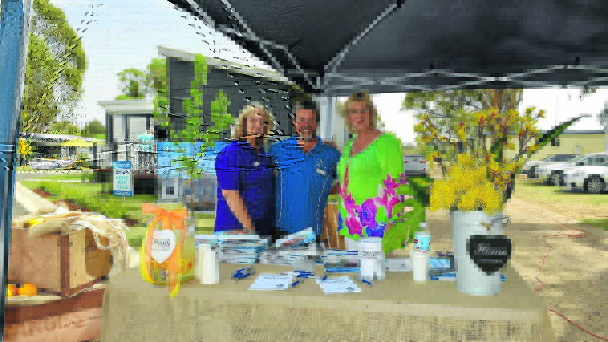 Active Holidays BIG4 Mudgee park manager Dawn Keogh with Paul Christopherson and Sandra Burnett at an open day last year, says being part of the BIG4 Holiday Parks network was the next step in ongoing development of the van and tourist resort.
