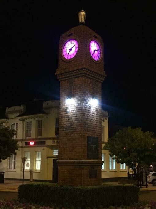 Mudgee's clock turns pink.