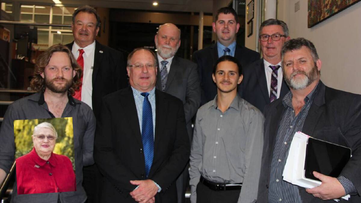 SUPPORTING THE COMMUNITY: The Mid-Western Regional Council, (Back from left) Percy Thompson, Russell Holden, Paul Cavalier, Des Kennedy, (front) Sam Paine, John O'Neill, Alex Karavas and Peter Shelley and Cr Esme Martens.