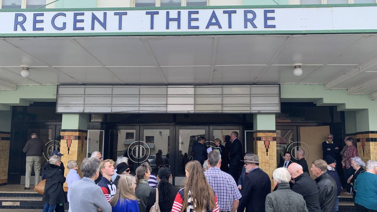 Call for a feasibility study on the Regent Theatre