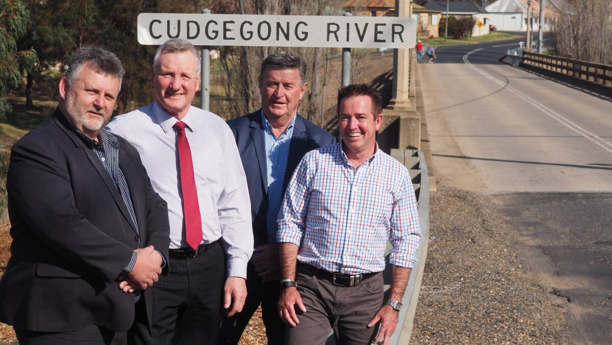 Bathurst MP Paul Toole, right, with Mid-Western Regional Council’s Cr Peter Shelley, general manager Brad Cam and Mayor Cr Des Kennedy. Photo: Supplied