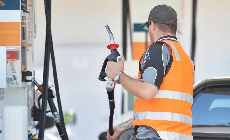 BOWSER BONANZA: Service stations are charging their customers too much for fuel in Mudgee, the NRMA says. Photo: FILE